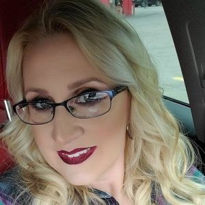 Meet your Posher, Cherie